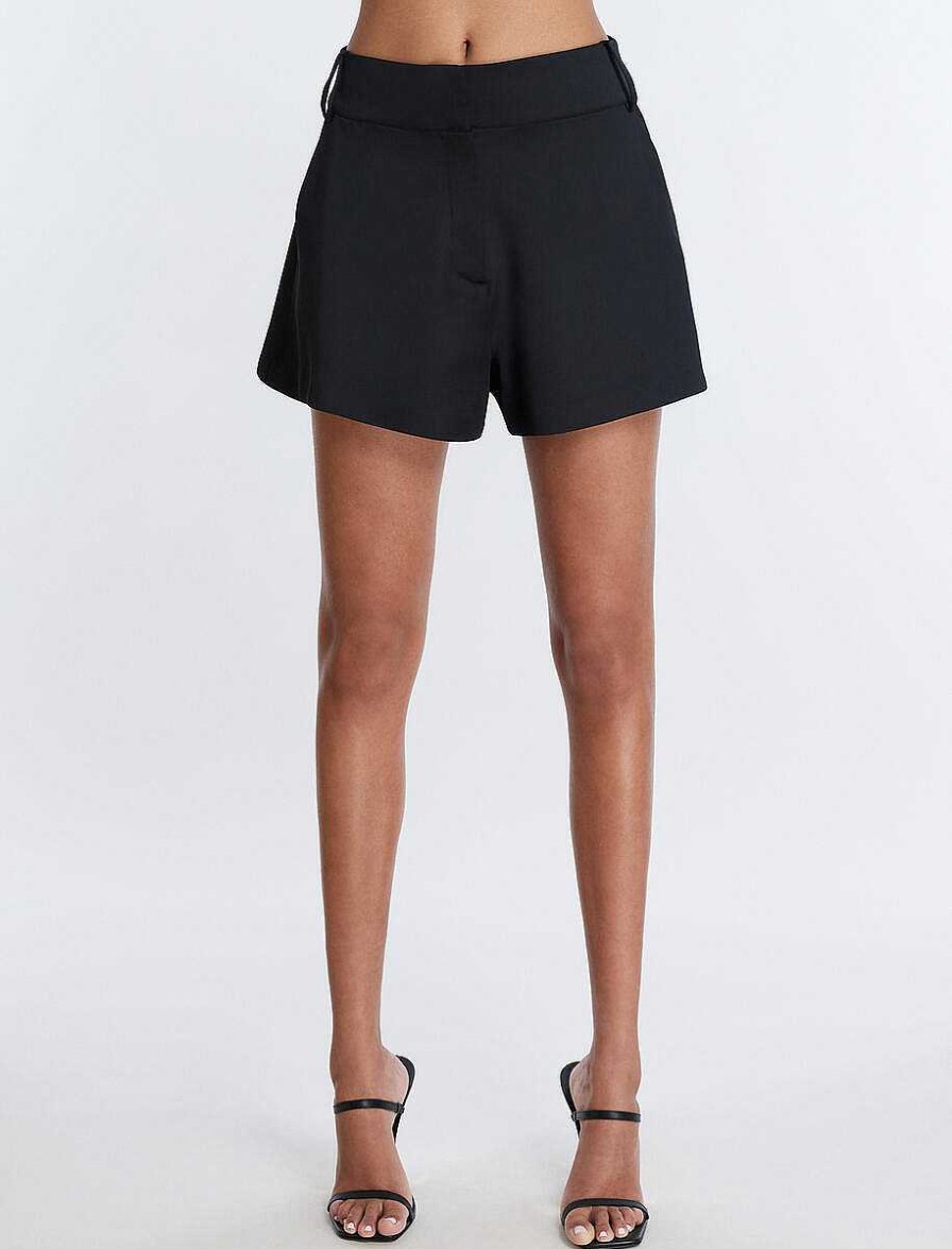 BCBG MAX AZRIA Shorts Pantalones